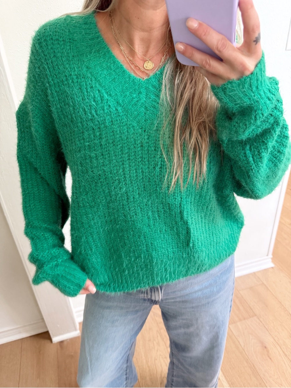 Main Strip Emerald Green V-Neck Sweater
